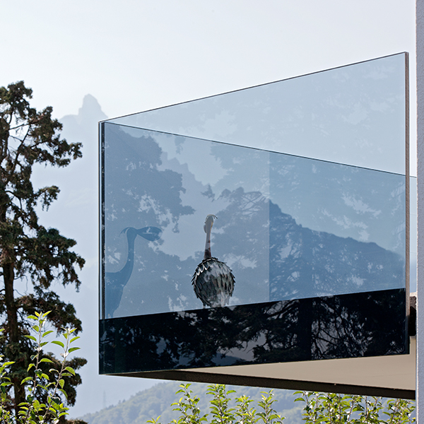 Swissrailing Flat GlasTroesch Hoch drei Verglasungen AG